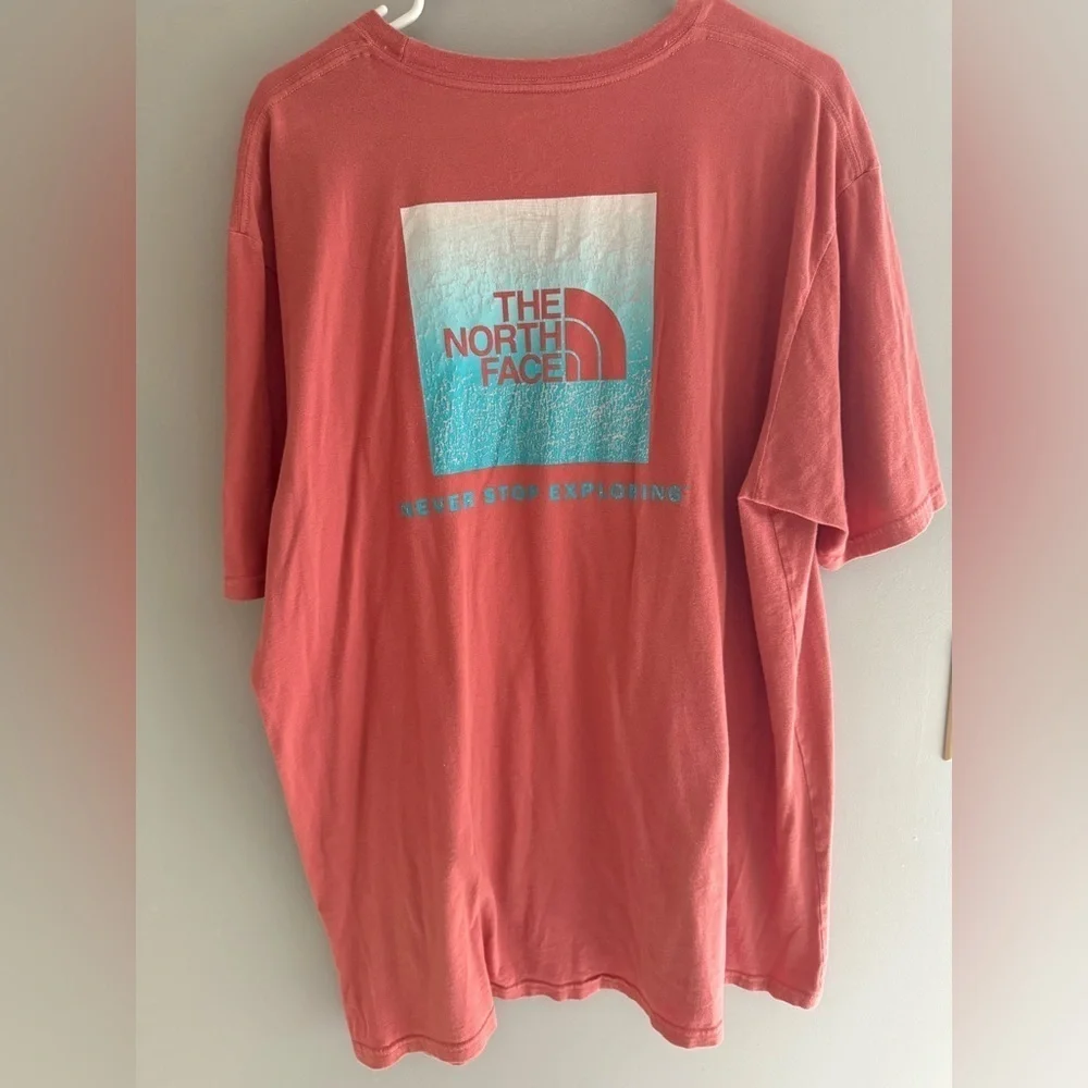 The Northface Men’s Coral T Shirt Size XL Short Sleeve Cotton Crew Neck Summer